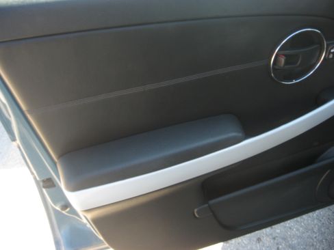 Used 2008 Pontiac Torrent AWD GXP image 8