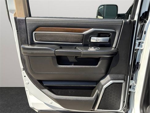 Used 2022 RAM 2500 Laramie image 41