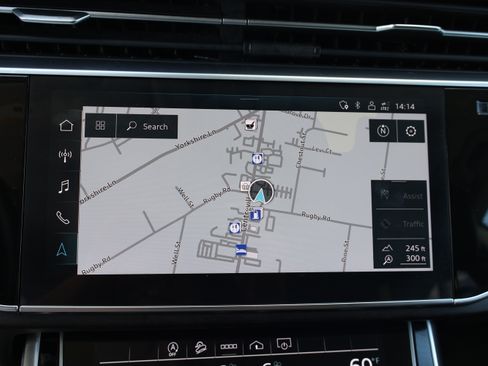 Used 2023 Audi Q8 Premium Plus image 27