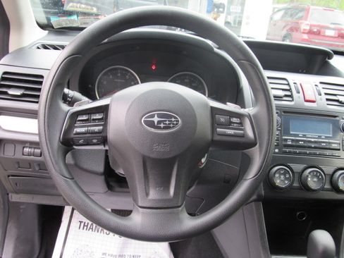 Used 2013 Subaru XV Crosstrek 2.0i Premium AWD/4WD image 17