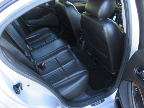Used 2005 Jaguar S-TYPE 3.0 image 19