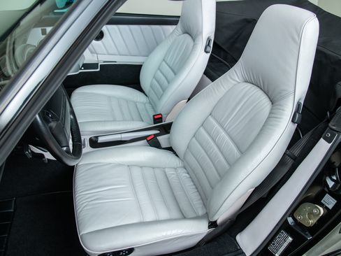 Used 1993 Porsche 911 America Roadster image 19