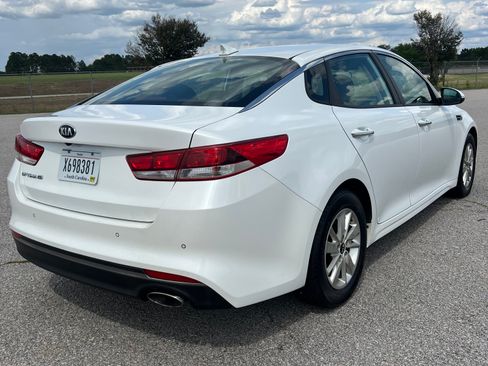 Used 2018 Kia Optima LX FWD image 7