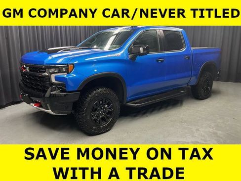 Used 2025 Chevrolet Silverado 1500 ZR2 image 1