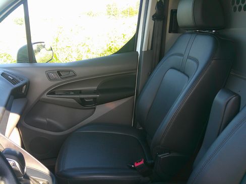 Used 2021 Ford Transit Connect XL image 14