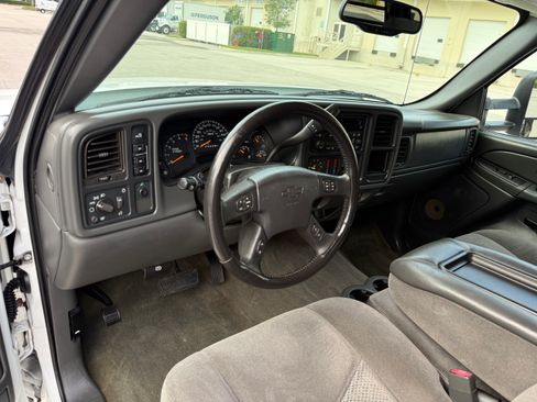 Used 2007 Chevrolet Silverado 3500 4x4 Crew Cab image 14