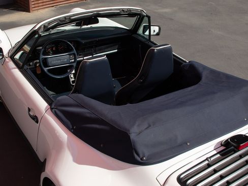 Used 1988 Porsche 911 Carrera image 12