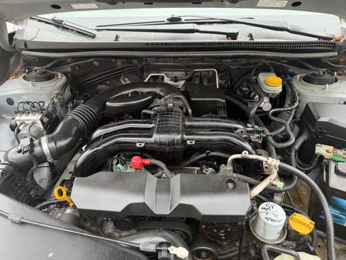 Used 2015 Subaru XV Crosstrek 2.0i Premium image 8