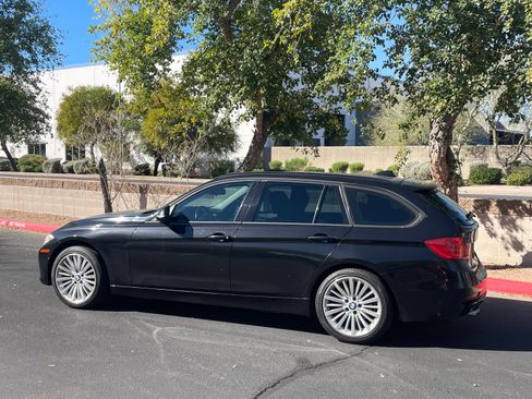 Used 2014 BMW 328i xDrive image 2