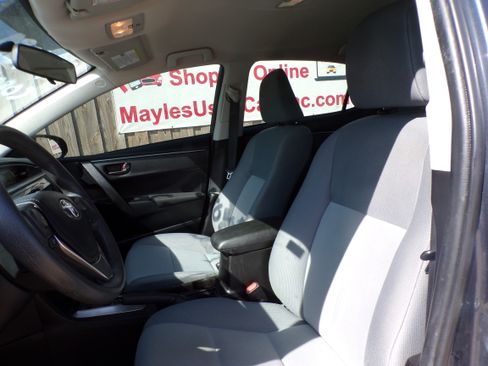Used 2014 Toyota Corolla image 6