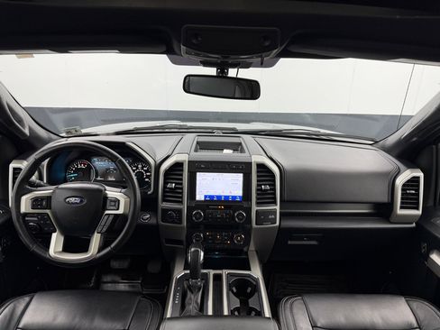 Used 2020 Ford F150 Lariat image 18