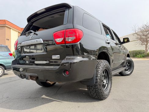 Used 2011 Toyota Sequoia Limited image 8