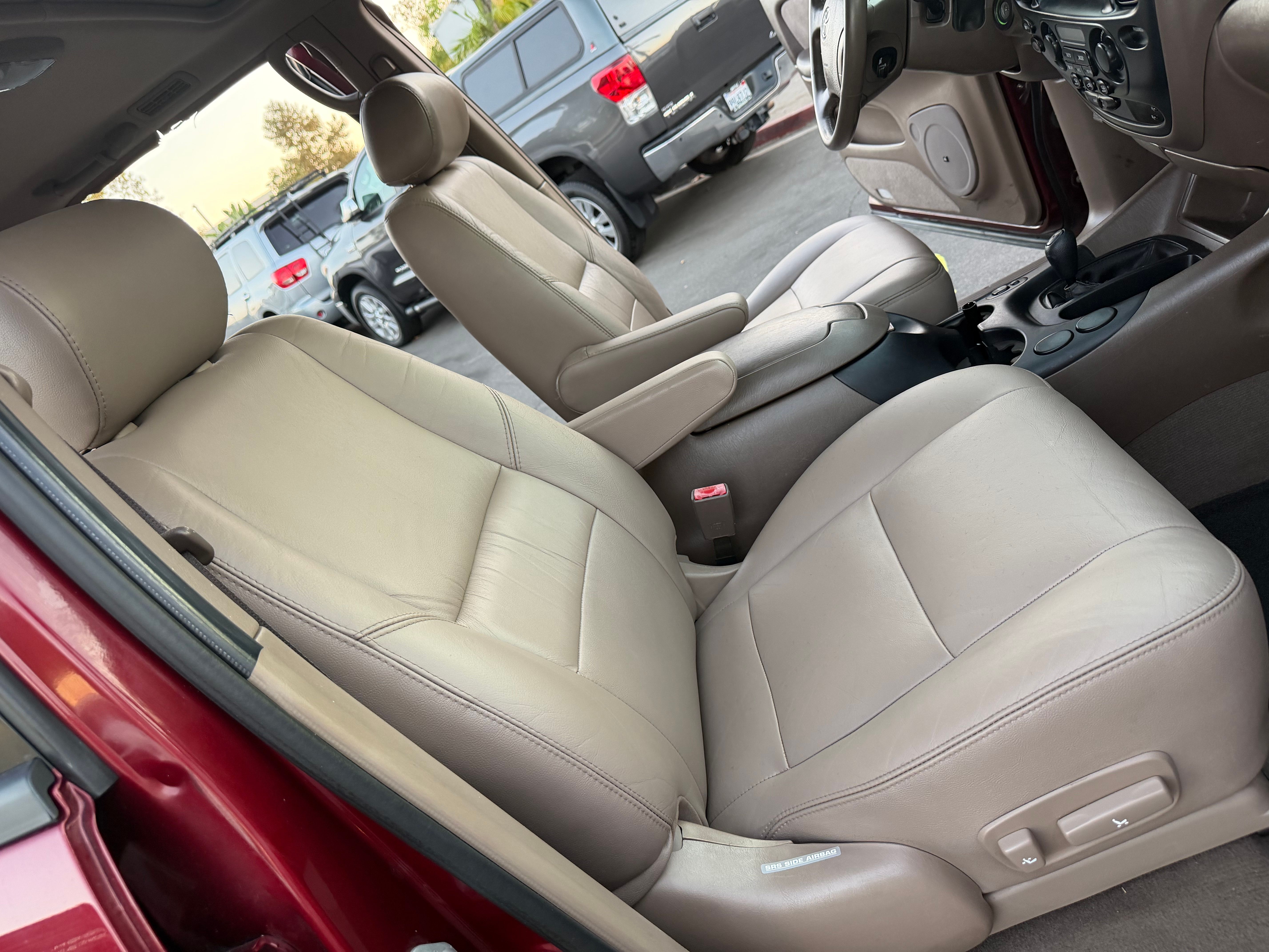 Used 2003 Toyota Sequoia 4WD SR5 image 32