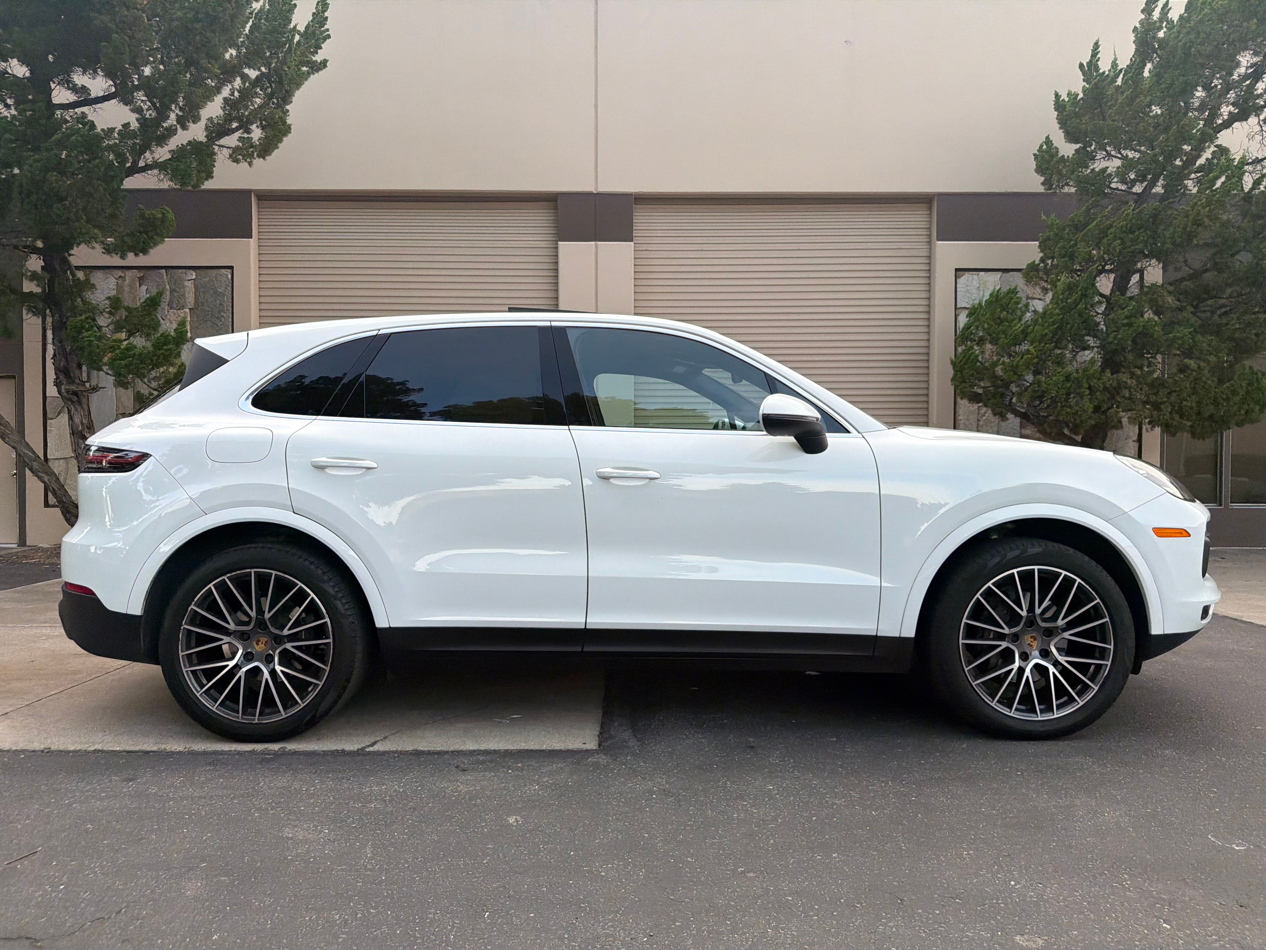 Used 2019 Porsche Cayenne UNAVAIL AWD/4WD image 4