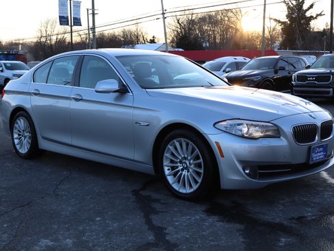 Used 2013 BMW 535i xDrive image 10
