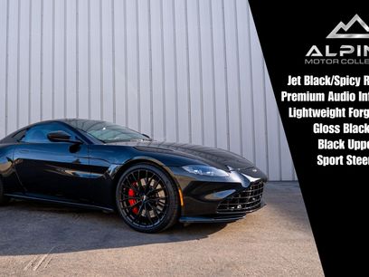 Used 2022 Aston Martin V8 Vantage