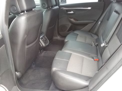Used 2014 Chevrolet Impala LT image 6
