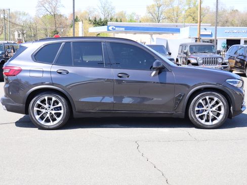 Used 2019 BMW X5 xDrive40i image 9