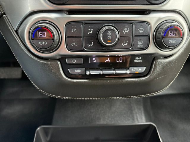 Used 2020 Chevrolet Suburban 4WD image 13