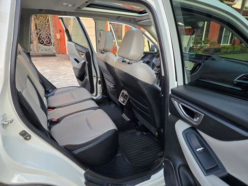 Used 2021 Subaru Forester Limited image 32