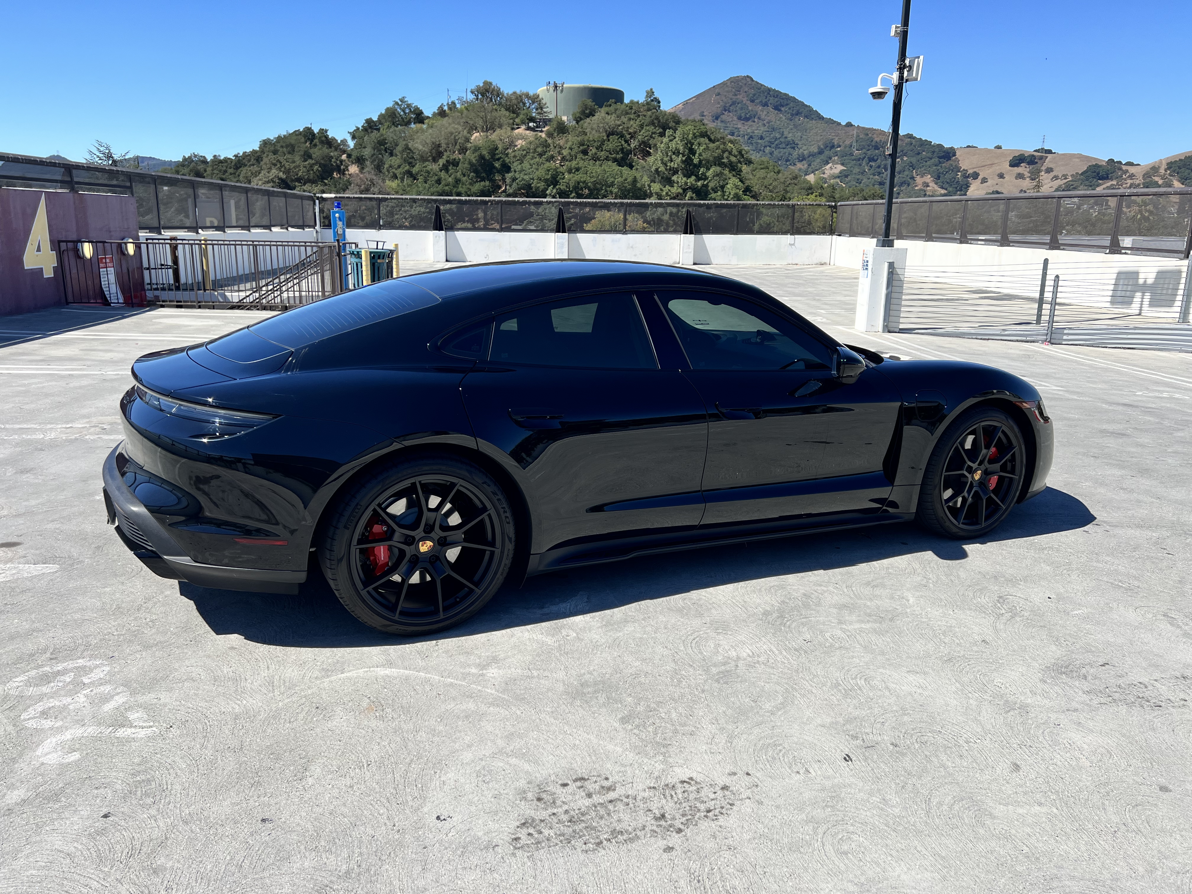 Used 2023 Porsche Taycan GTS AWD/4WD image 4