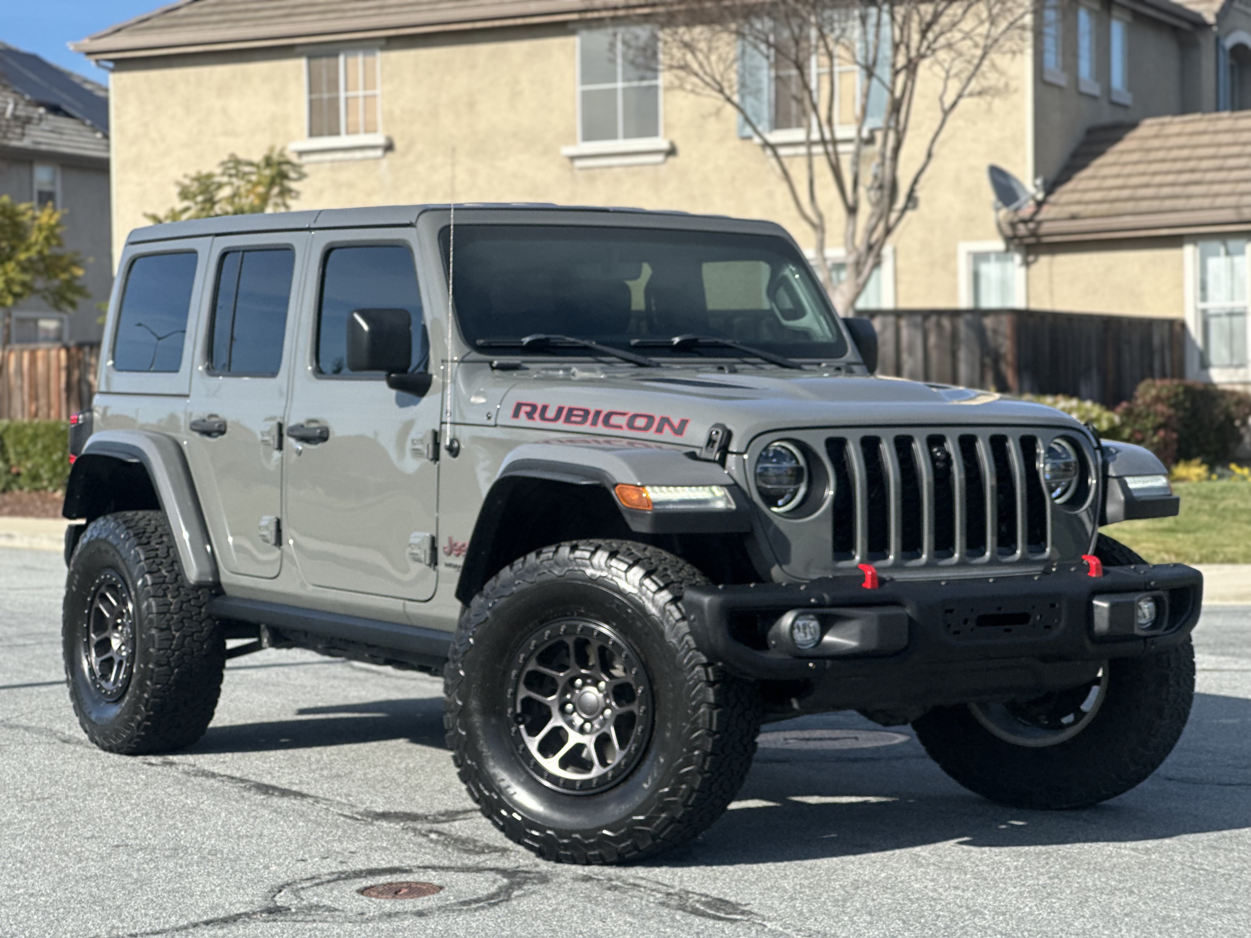Used 2022 Jeep Wrangler Unlimited Rubicon AWD/4WD image 6