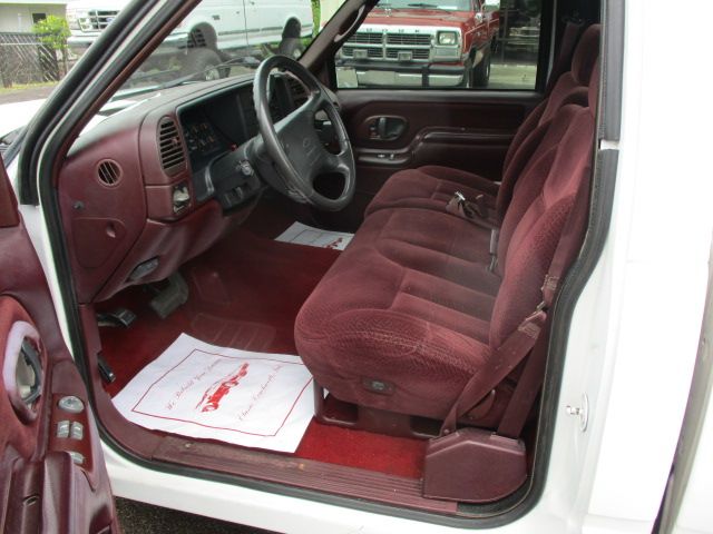 Used 1995 Chevrolet Silverado 1500 2WD Regular Cab image 16