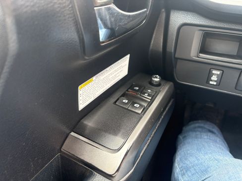 Used 2017 Toyota Tacoma 4x4 Access Cab image 20