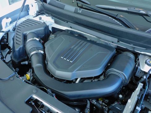 Certified 2025 GMC Acadia Elevation image 15