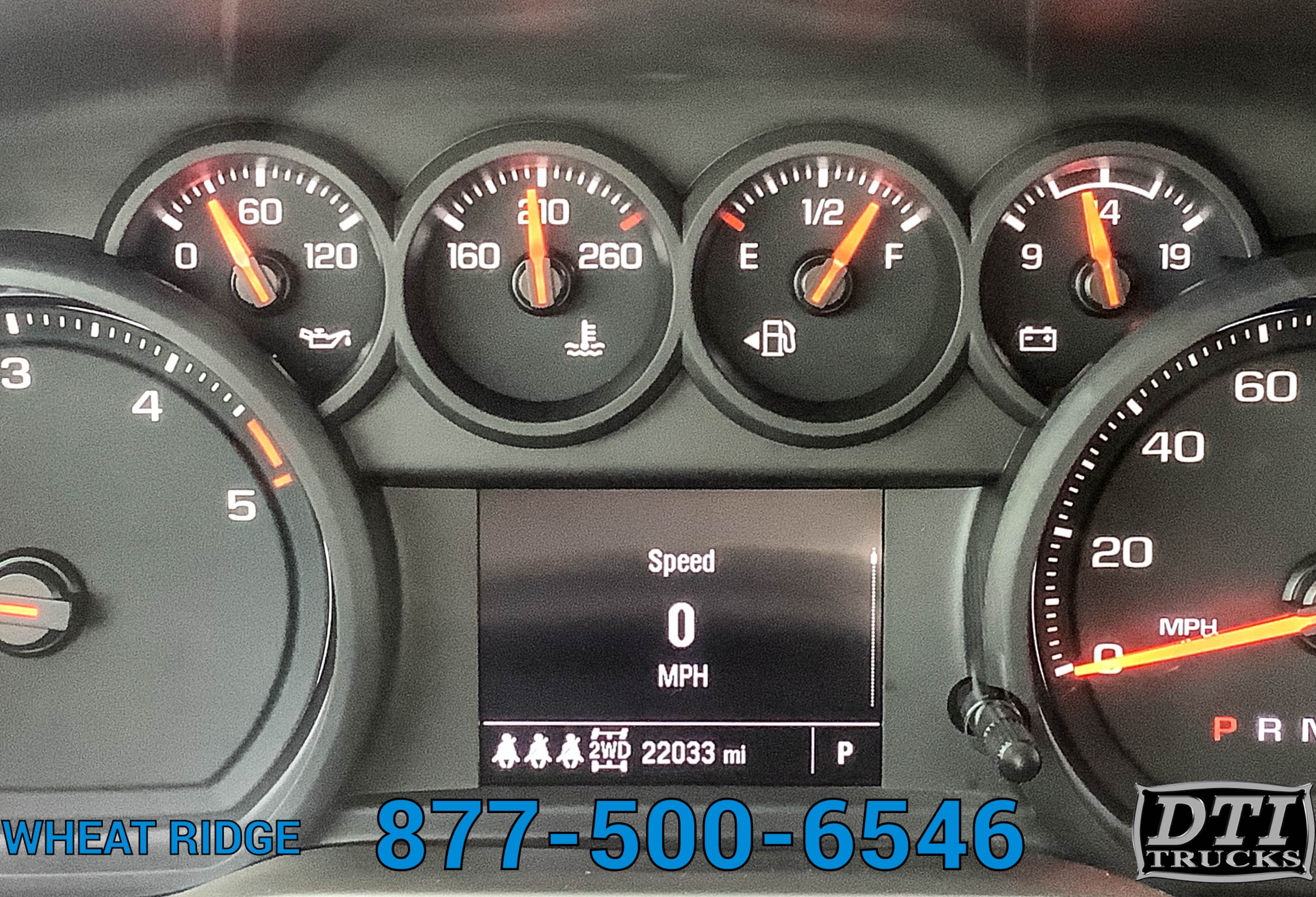 Used 2025 Chevrolet Silverado 2500 4x4 Crew Cab Custom image 13
