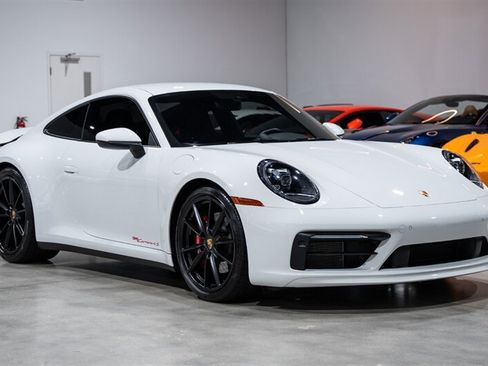 Used 2021 Porsche 911 Carrera 4S AWD/4WD image 16