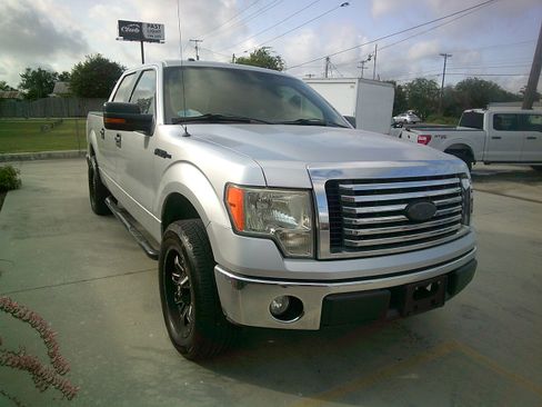 Used 2010 Ford F150 XLT RWD image 5
