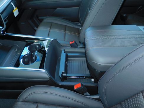 New 2025 Chevrolet Tahoe High Country image 42