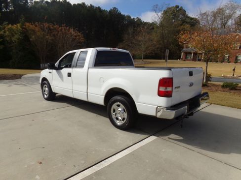 Used 2007 Ford F150 XLT image 3