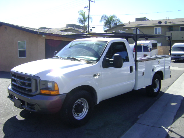 Used 2000 Ford F350 2WD Regular Cab Super Duty image 4
