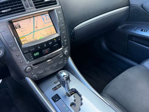 Used 2011 Lexus IS 250 F Sport RWD image 42