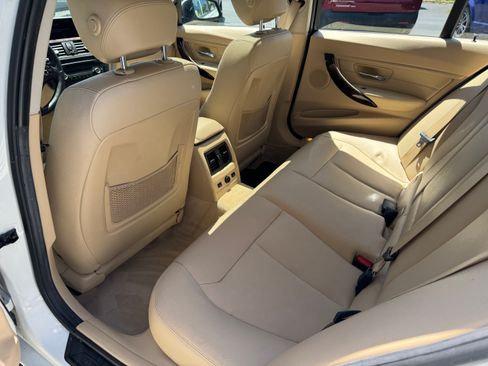 Used 2015 BMW 328i xDrive Sedan AWD/4WD image 11