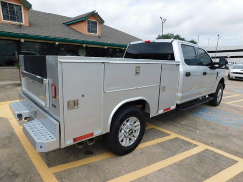 Used 2019 Ford F250 4x4 Crew Cab Super Duty image 8