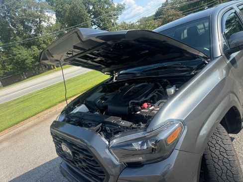 Used 2021 Toyota Tacoma 4x4 Double Cab image 23