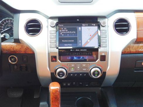 Used 2020 Toyota Tundra 1794 Edition image 15