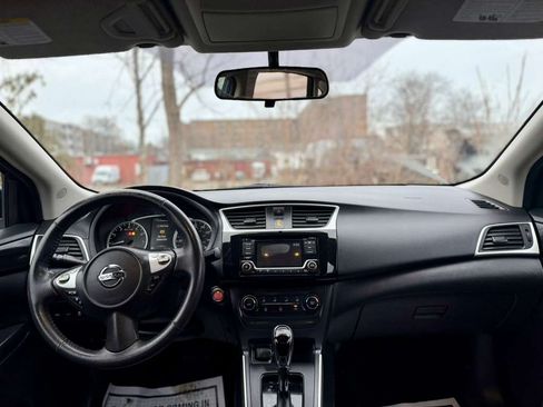 Used 2016 Nissan Sentra SV image 13
