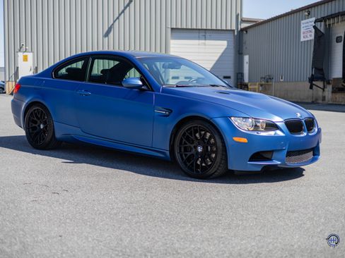 Used 2013 BMW M3 Competition image 30