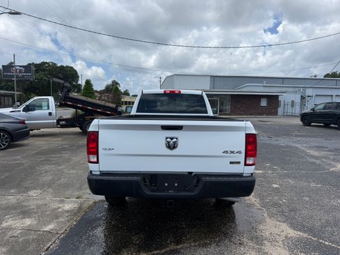 Used 2017 RAM 1500 4x4 Regular Cab Tradesman image 4