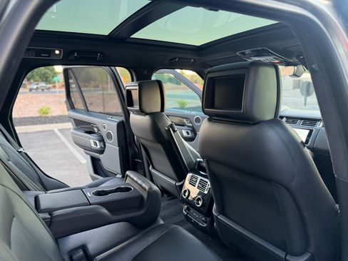 Used 2019 Land Rover Range Rover Supercharged AWD/4WD image 20