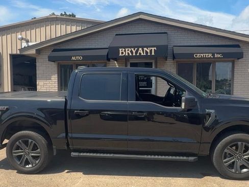 Used 2023 Ford F150 XLT image 1