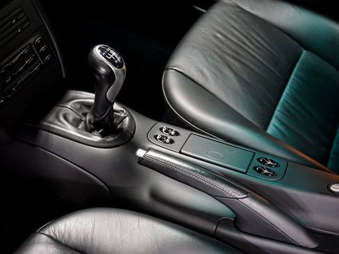 Used 2001 Porsche 911 Turbo AWD/4WD image 54
