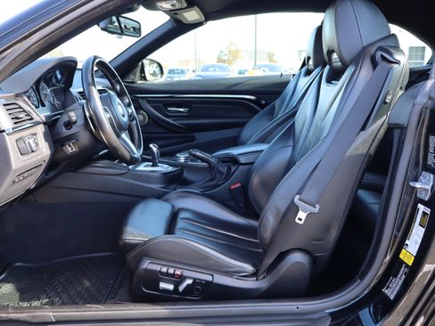 Used 2016 BMW M4 Competition image 11