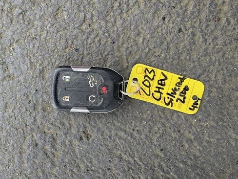 Used 2023 Chevrolet Silverado 2500 LT image 21