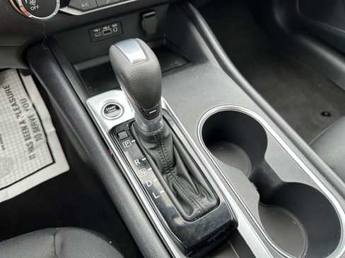 Used 2022 Nissan Altima 2.5 SV image 14