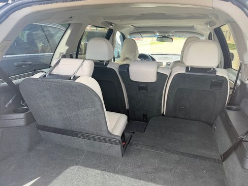 Used 2011 Volvo XC90 2WD 3.2 R-Design image 8